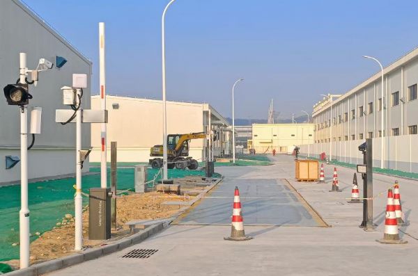 無(wú)人值守汽車(chē)衡（車(chē)牌識(shí)別）